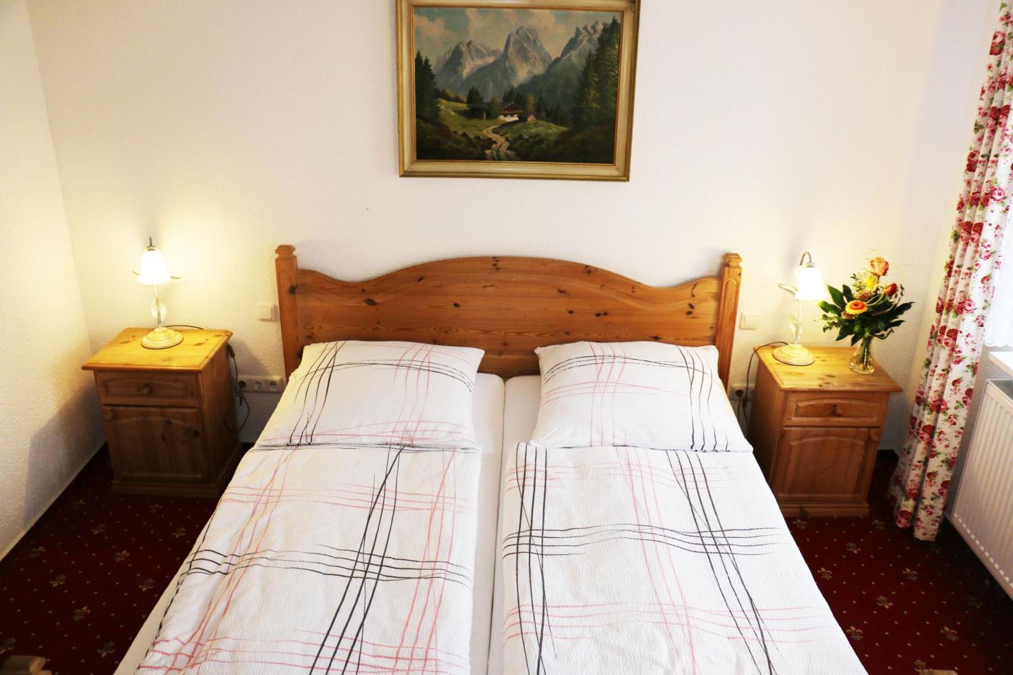 Landhotel Rangau Gasthof & Brennerei Markt Erlbach Ngoại thất bức ảnh