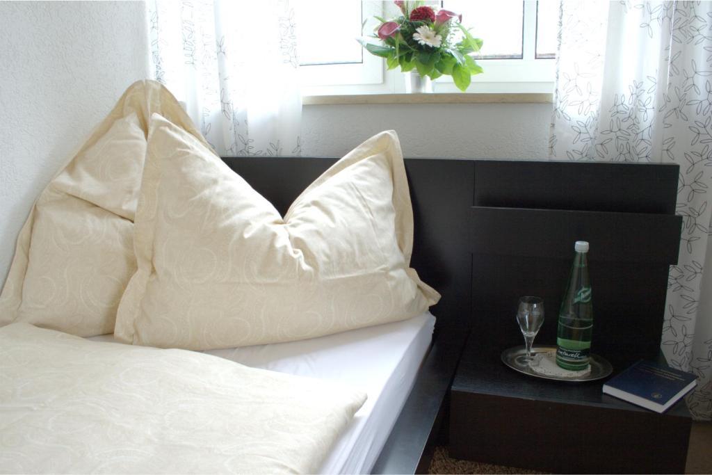 Landhotel Rangau Gasthof & Brennerei Markt Erlbach Phòng bức ảnh